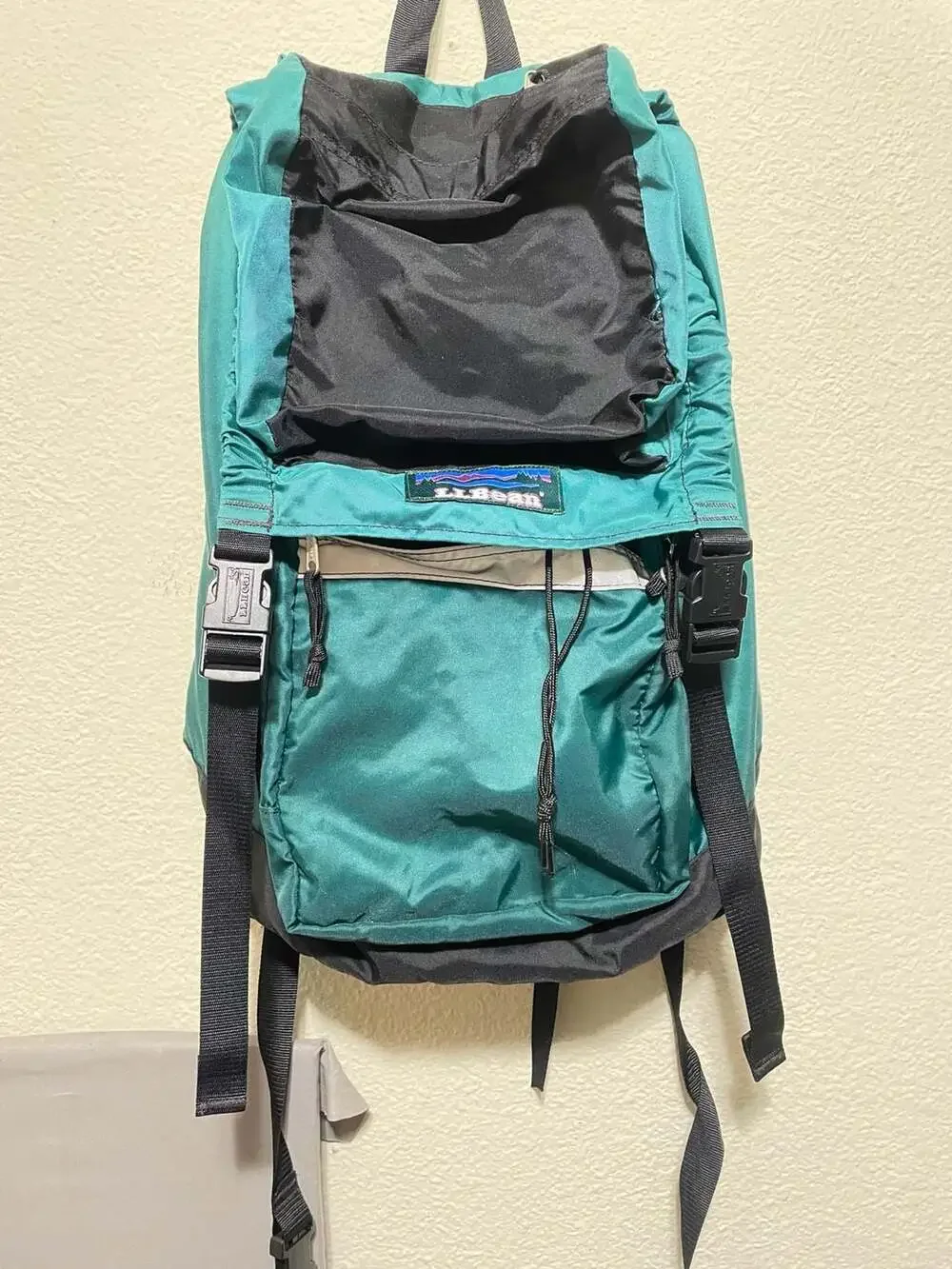 Vintage 90s L.L. Bean Continental Rucksack Hiking Backpack